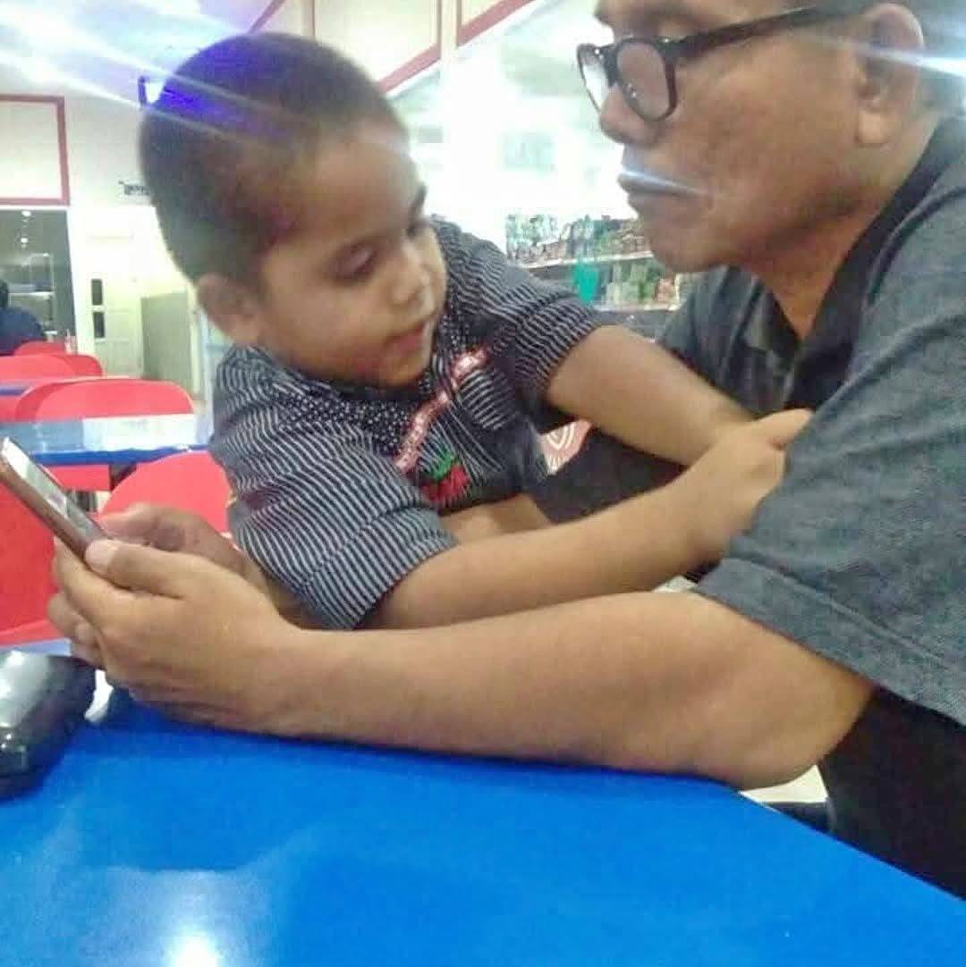 di hutur be sude 😁😁🕺💃💃 #lagubatak #marsadaband #fyp #realsviral ...