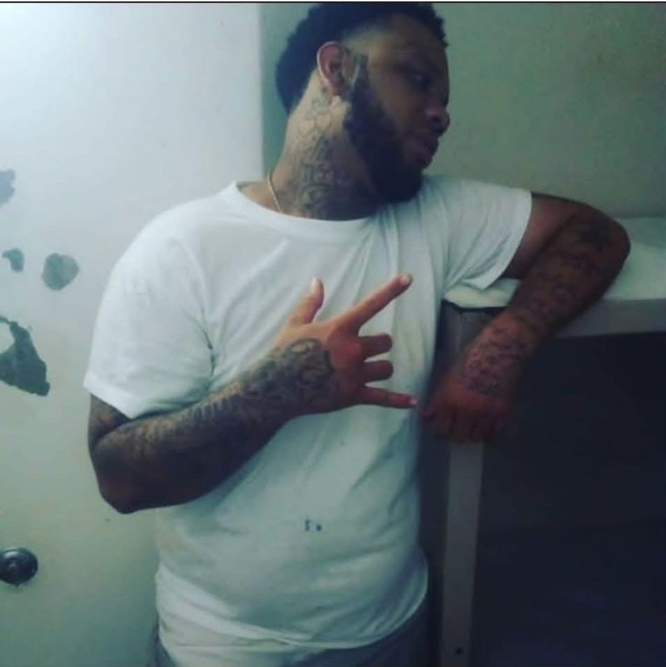 WAKE UP BOY YOU AINT DREAMING IT REALLY HAPPENED. I FINALLY CAUGHT YA ...