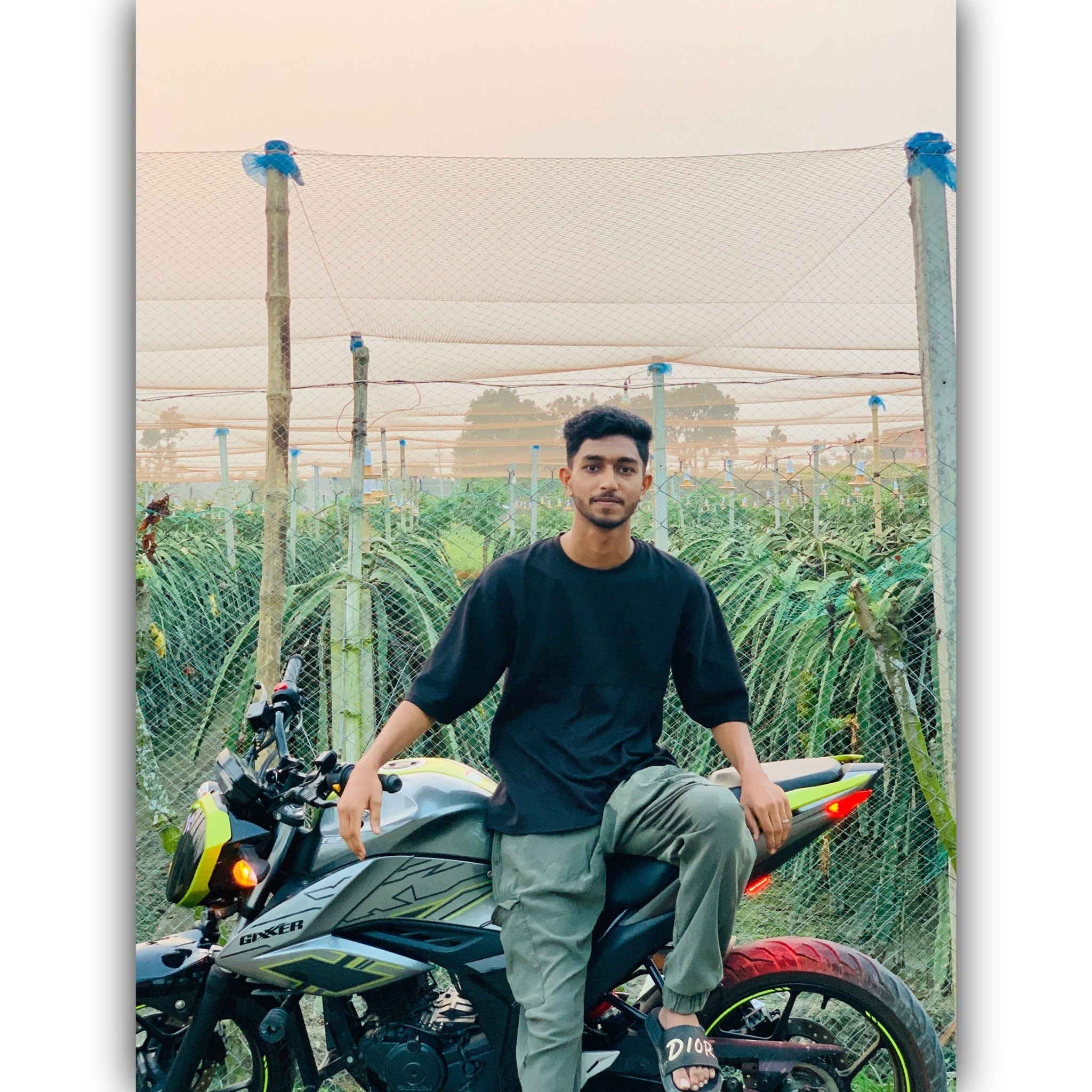Emni,,🥴 #followerseveryone | S M Abid Hassan