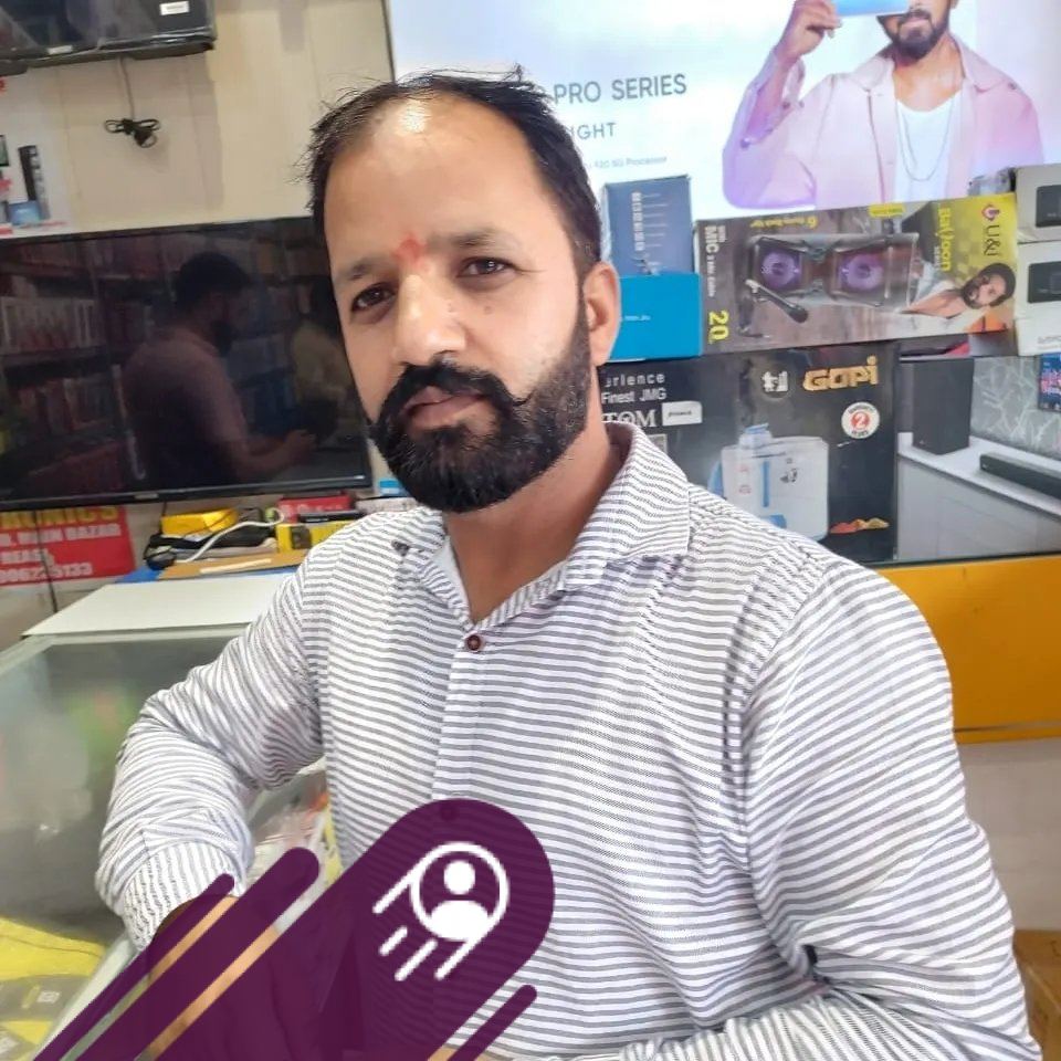 रियासी में प्रदर्शन करने जा रहे कांग्रेसी नेताओं को पुलिस ने लिया ...