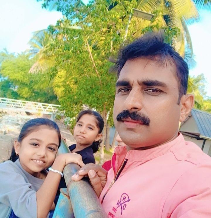 നെടുമ്പാശ്ശേരിയിൽ മിനി കൂപ്പർ ഇടിച്ച് അപകടം; സ്കൂട്ടർ യാത്രക്കാരായ ...