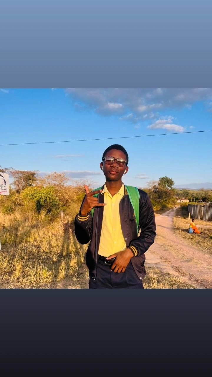 Musanda Musanda - Musanda Live - Tshilamba Complex 🎓 ... | Facebook