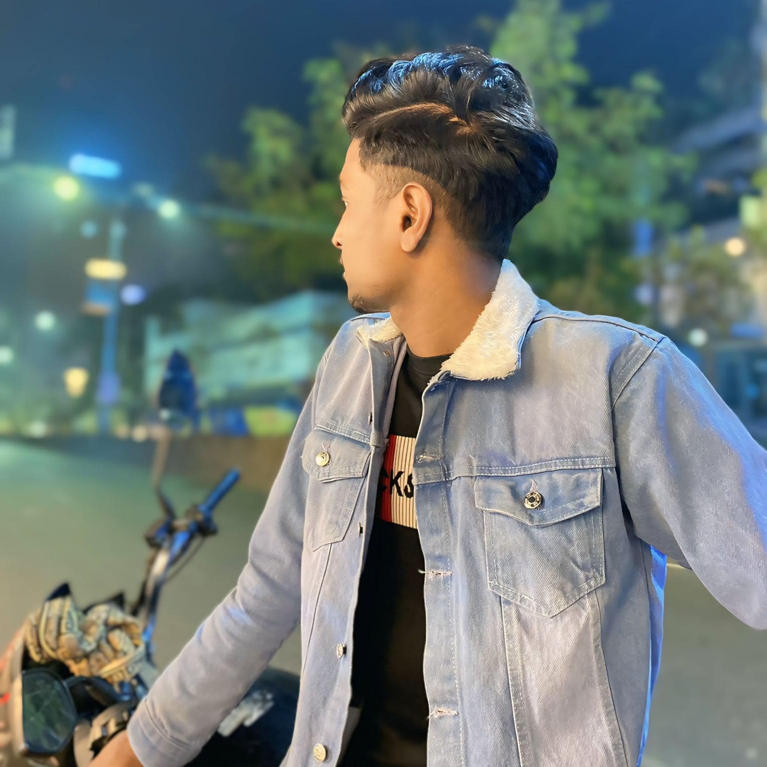 Md Azad Khan