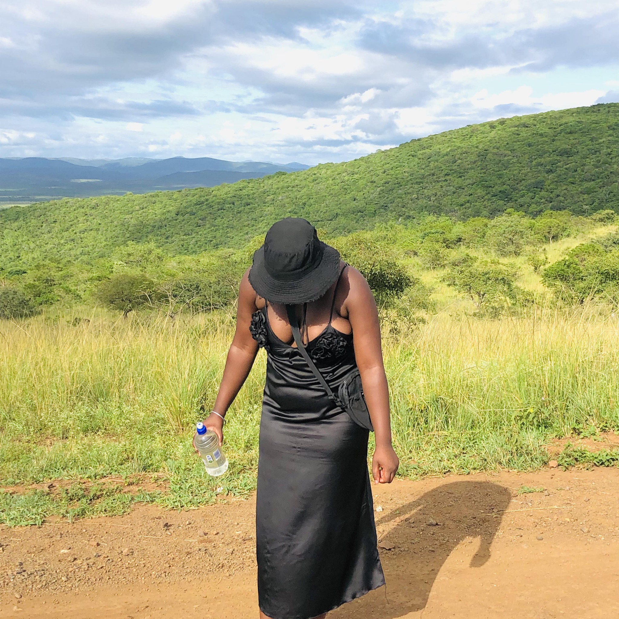 Akhona Dindi