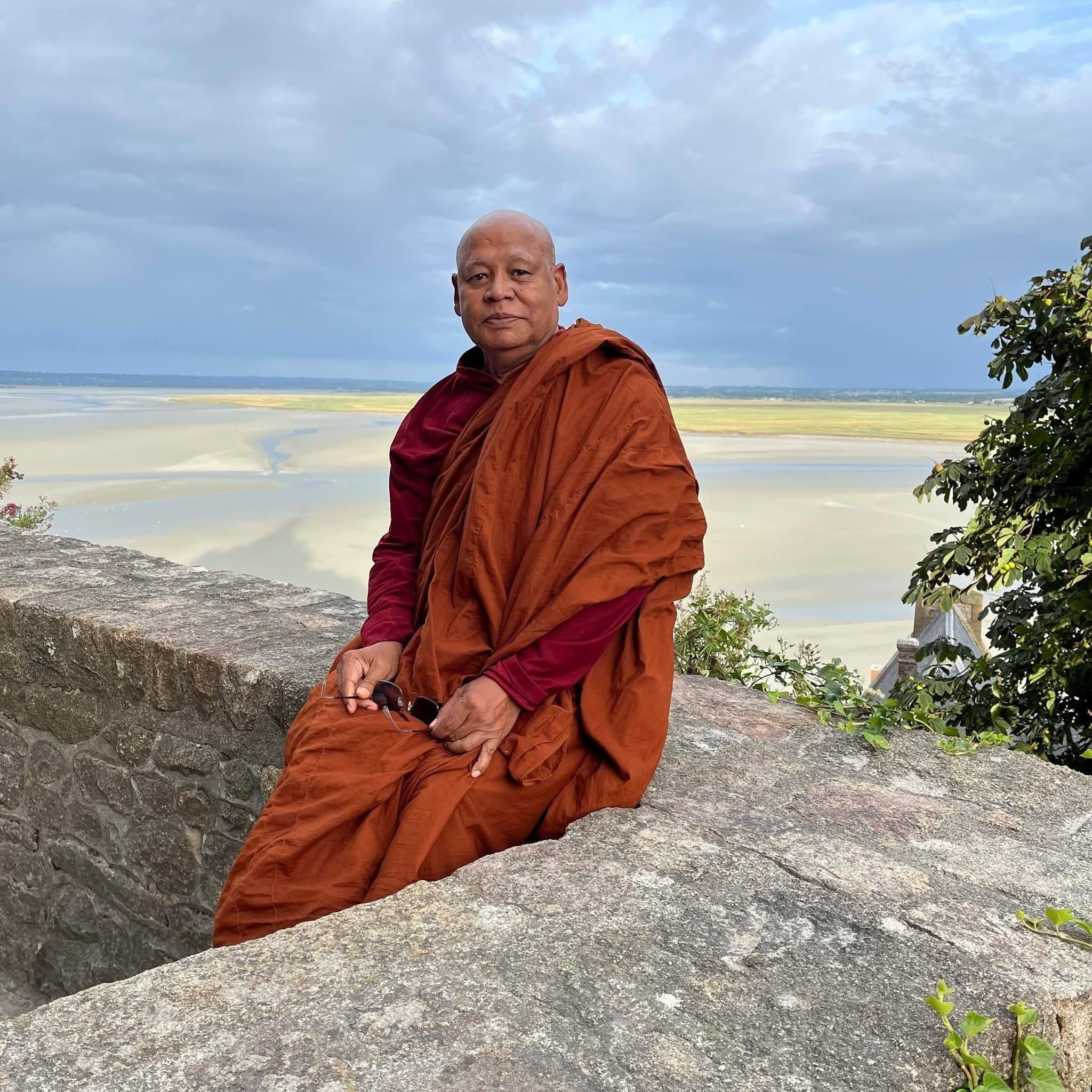 Prajna Bangsha Bhikkhu