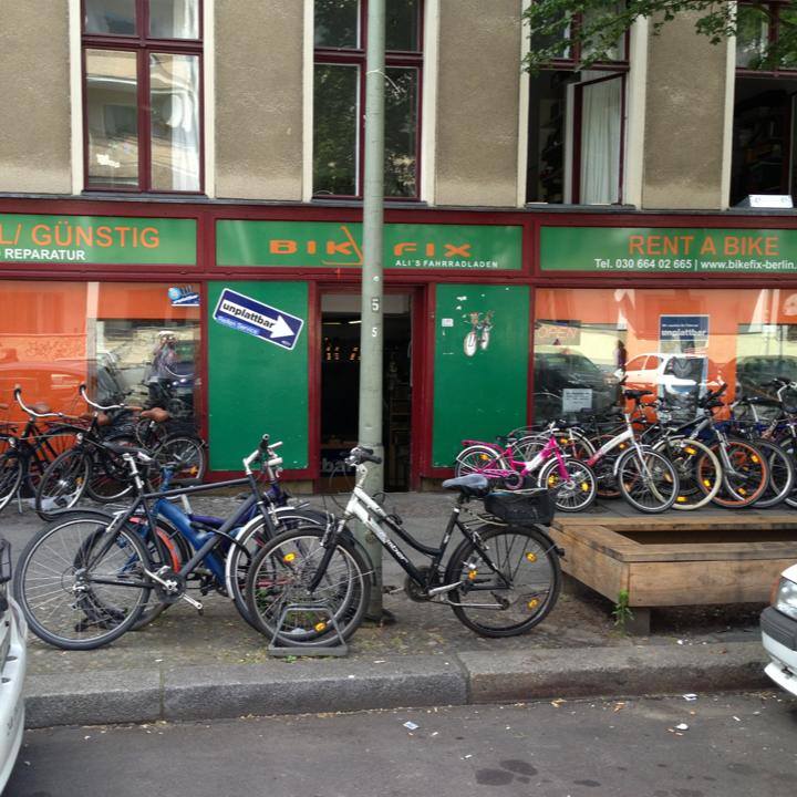 trekkingrad 26 zoll KernGut Erwachsene Fahrrad, Höhenverstellbar 7-Gang Mountainbikes, Frontfederung Schwere Erwachsene Fahrrad, Doppelscheibenbremsen 26 * 4 Zoll Dicke Reifen Bike, MTB Fahrräder Sport & Freizeit Option:Game, manual and box - Damaged Switzerland Metal Gear 2: Solid