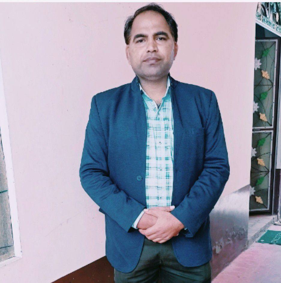 #WATCH | प्लेन लैंड होते ही दिखी दिल्ली पुलिस, अभिजीत दीपके ने शेयर ...