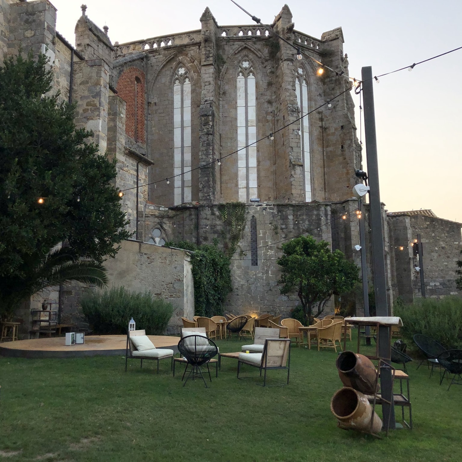 jardins-del-moss-n-palau-macelli-castell-d-emp-ries