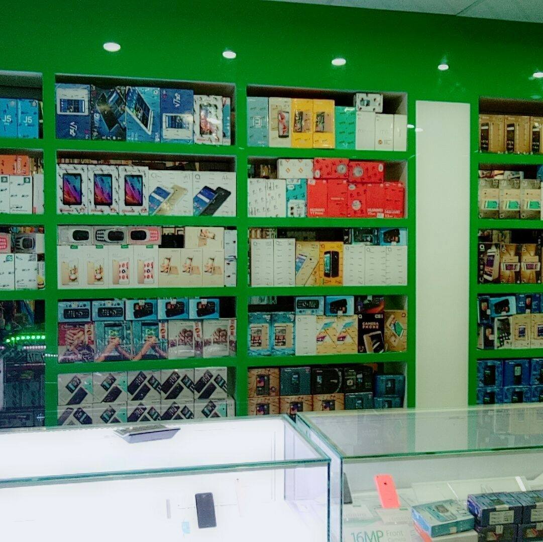 Subhan Mobile Mart Dina