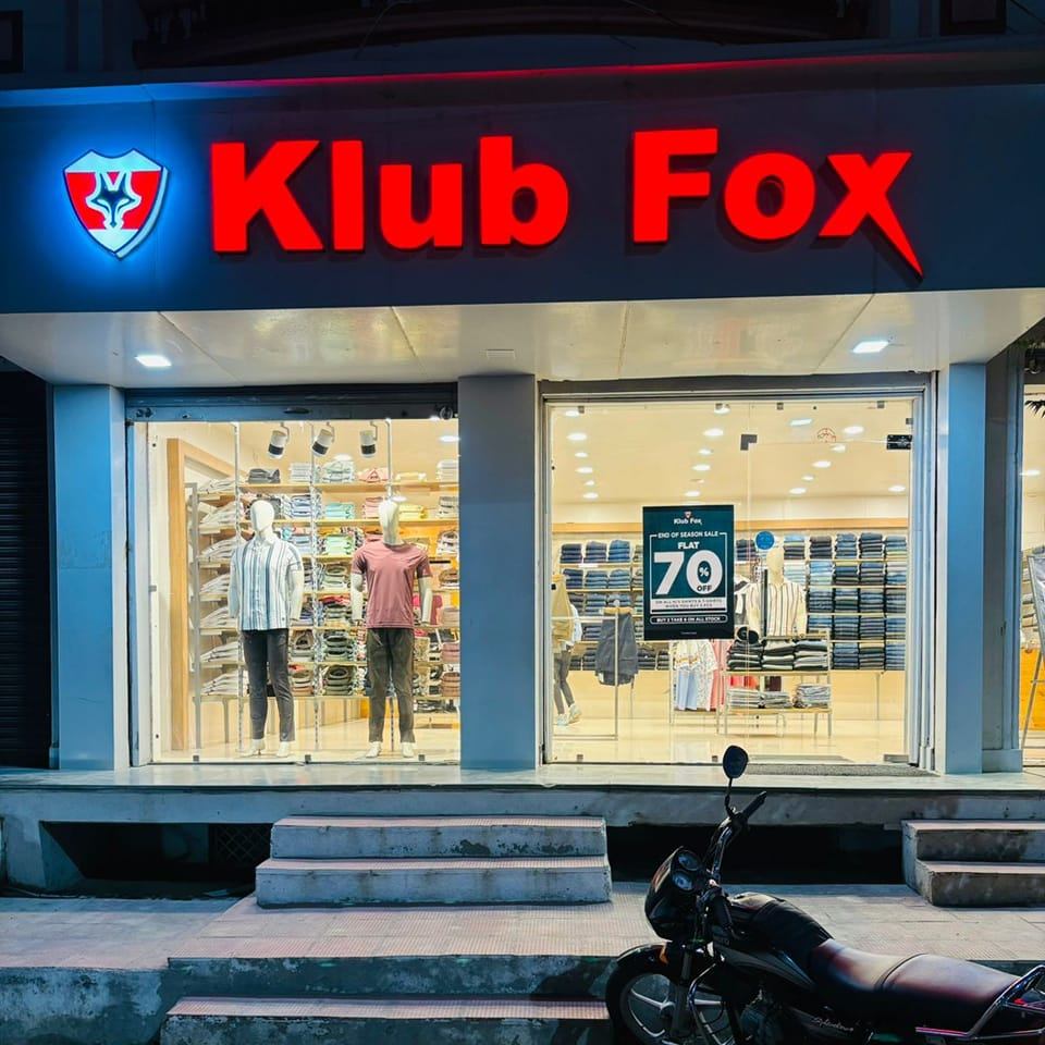 Klub- fox salumber