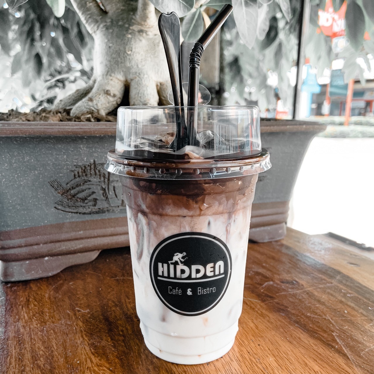 Hidden Coffee & Bar | Chiang Mai