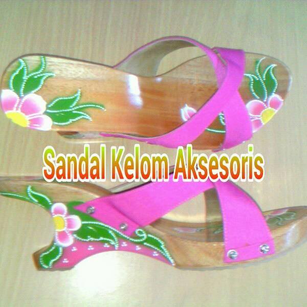 Sandal Kelom Aksesoris