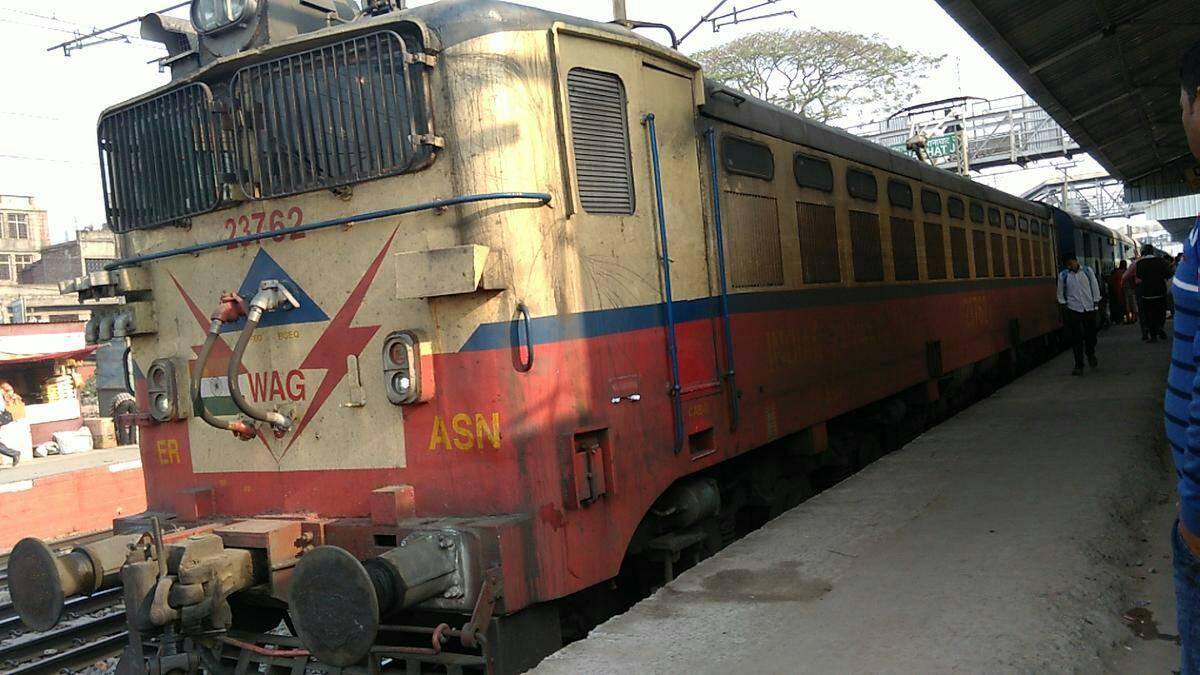 Lalgola Trains Fans Club