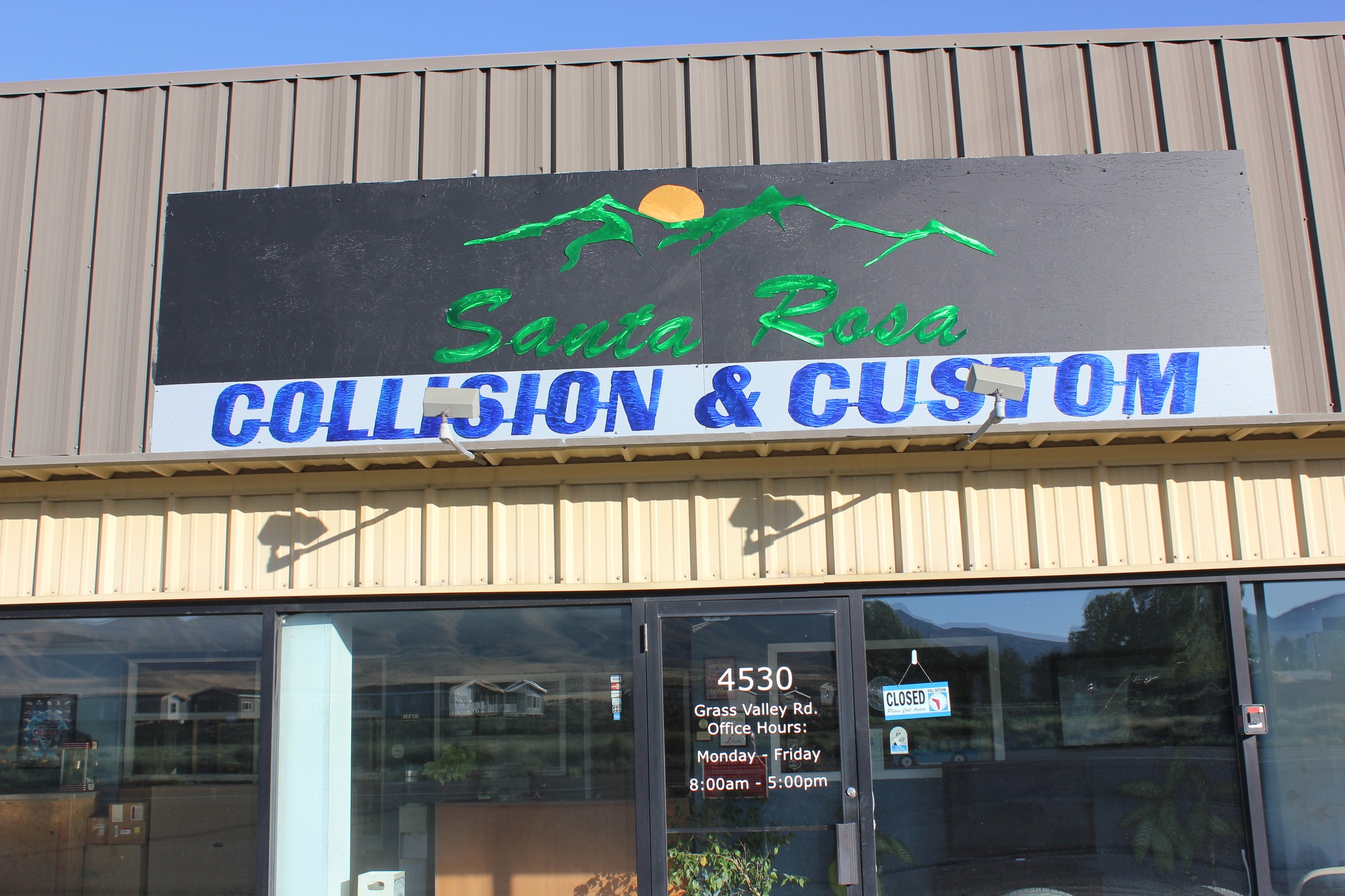 Santa Rosa Collision and Custom LLC | Winnemucca NV