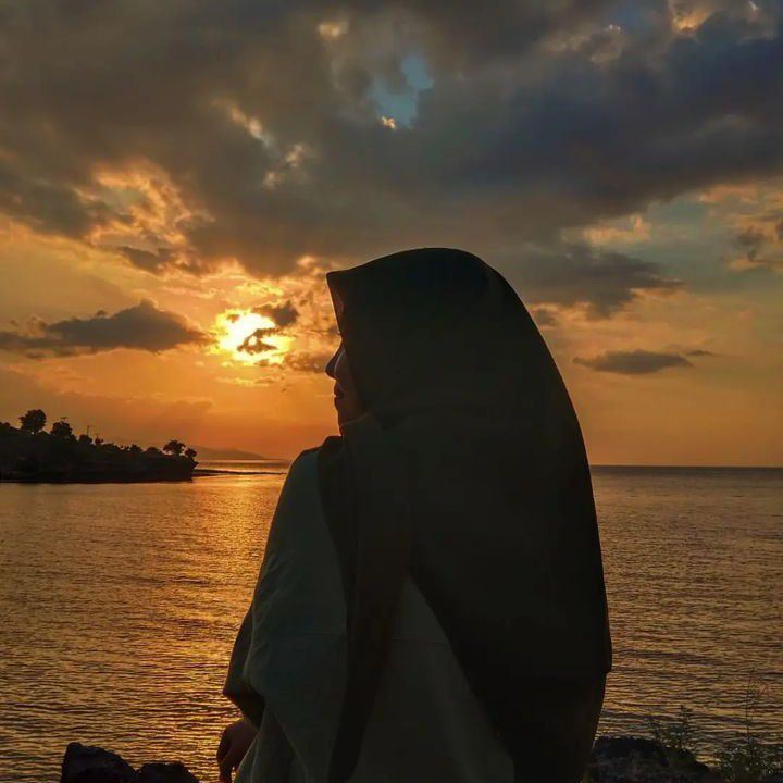 Zoro's pure resignation from the very beginning of meeting Luffy never ...