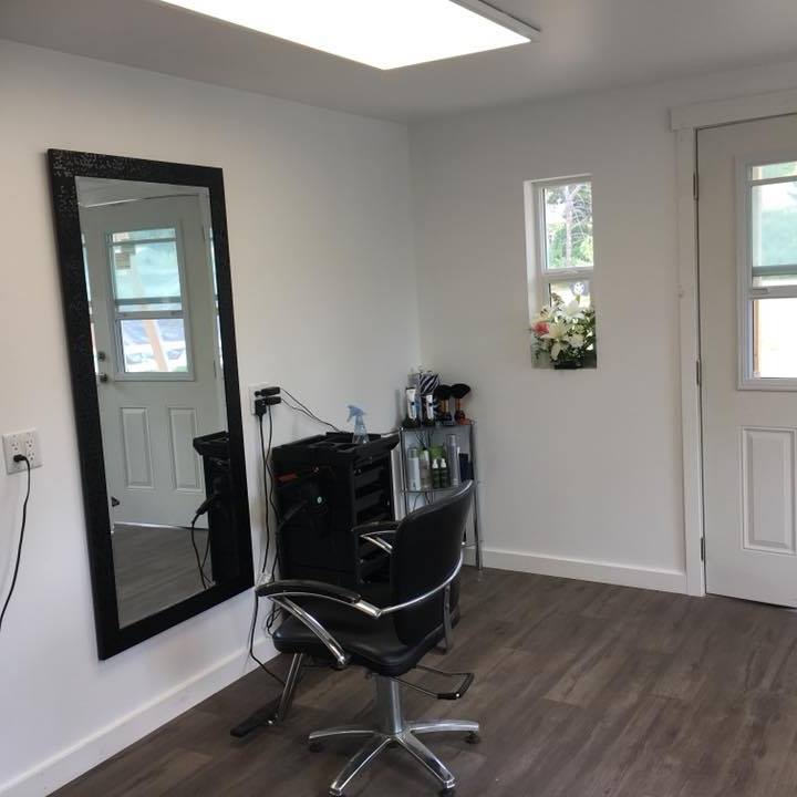 The Sugar Shack Hair Stylist/ Waxing/ Makeup Barrière BC