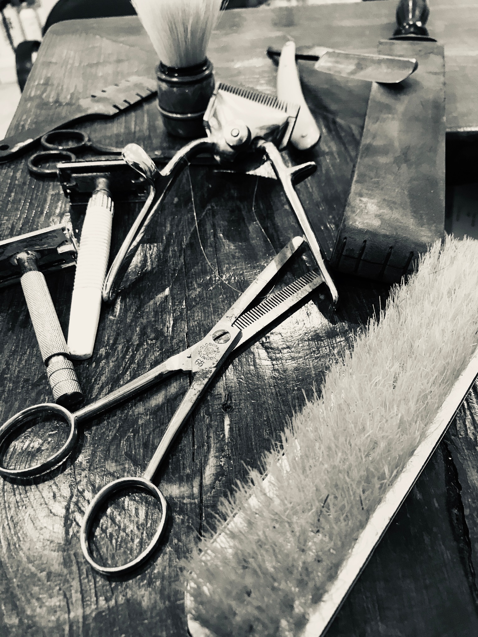 A. R. Barber Salon