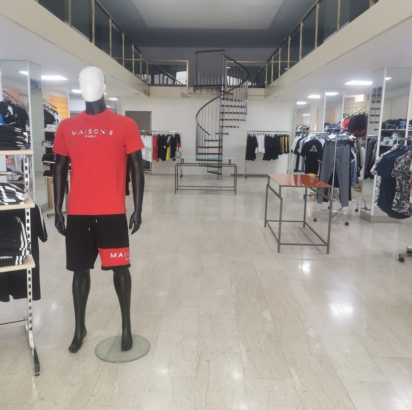 Centro Moda Multibrand | Casal di Principe