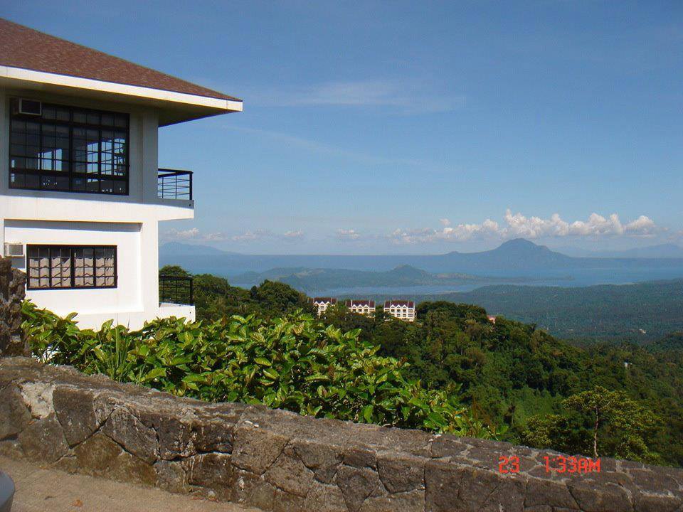 Potter's Ridge Hotel Tagaytay2 | Alfonso