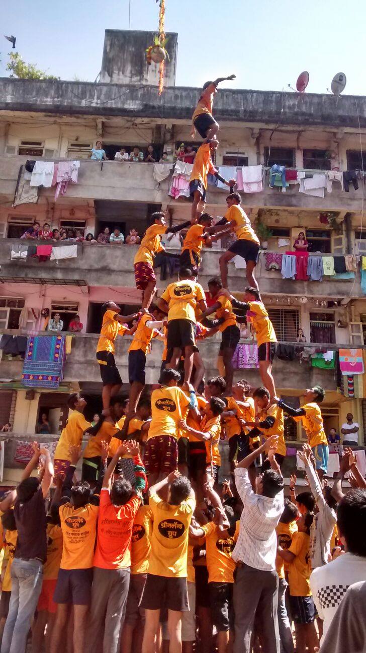 Green land cha raja govinda patak kisan nagar thane