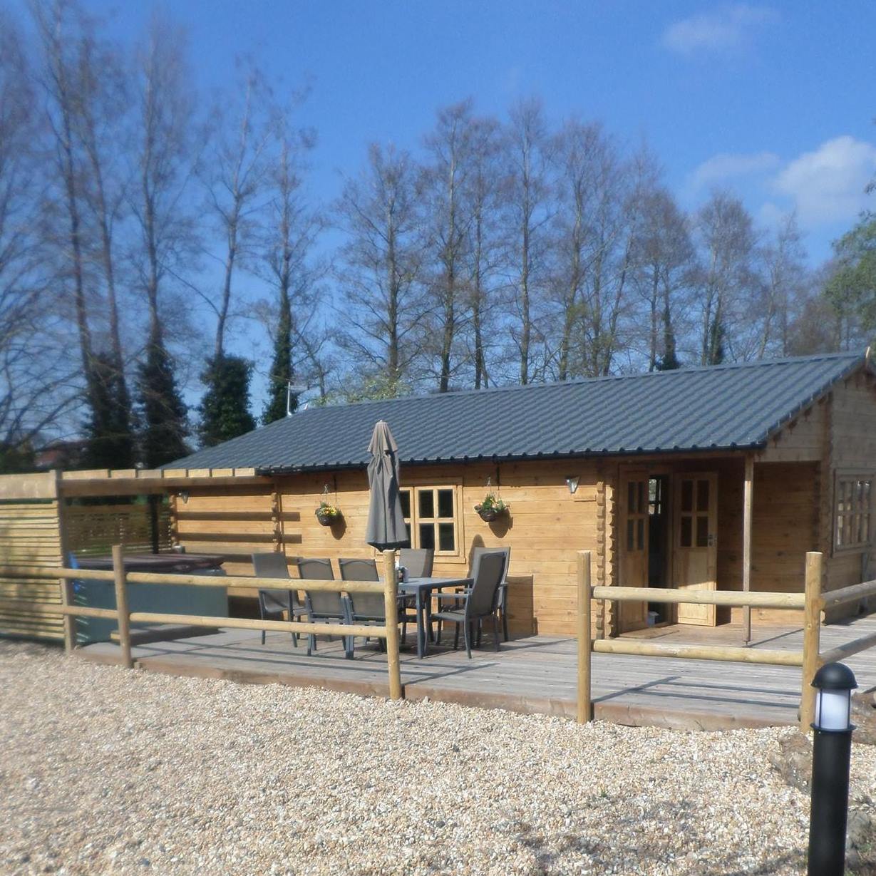 Canterbury Lodges and Glamping | Littlebourne
