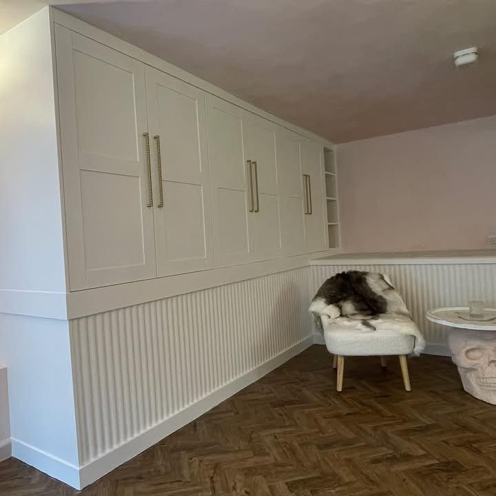 Working alongside Howdens,... - Prestigious Home Improvements | Facebook