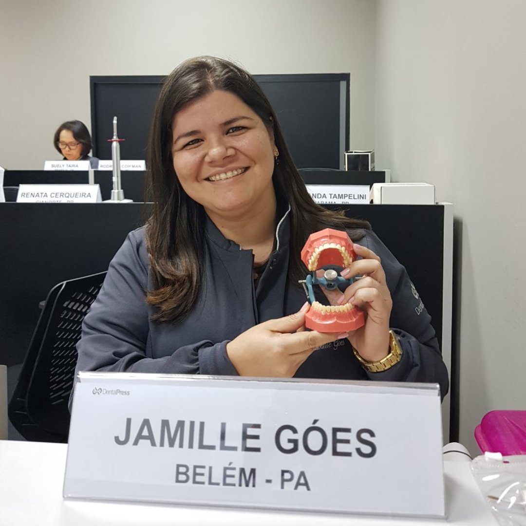 Dra. Jamille Góes