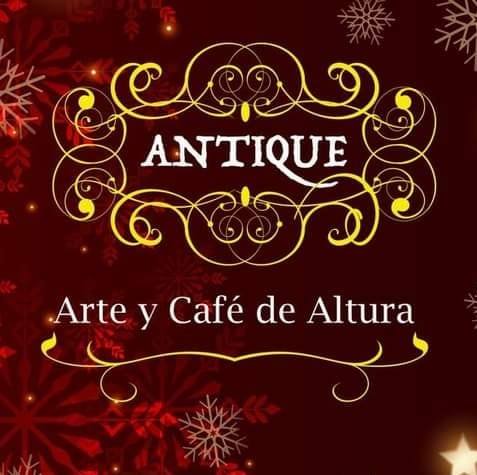 Antique Café 4