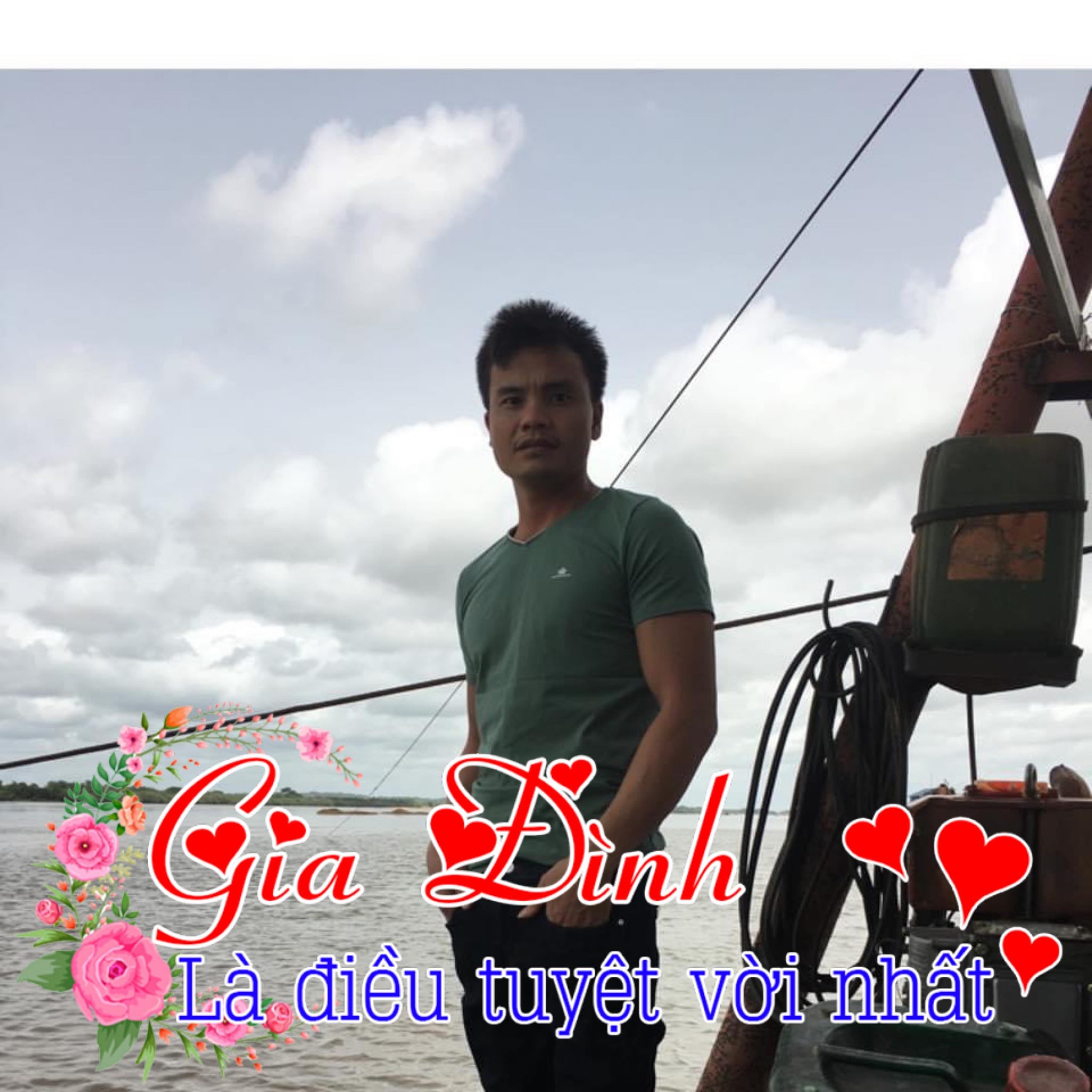 Thử thách đấu giá thời gian ăn hết 1KG DỒI LỢN. | Hưng Vlog Family