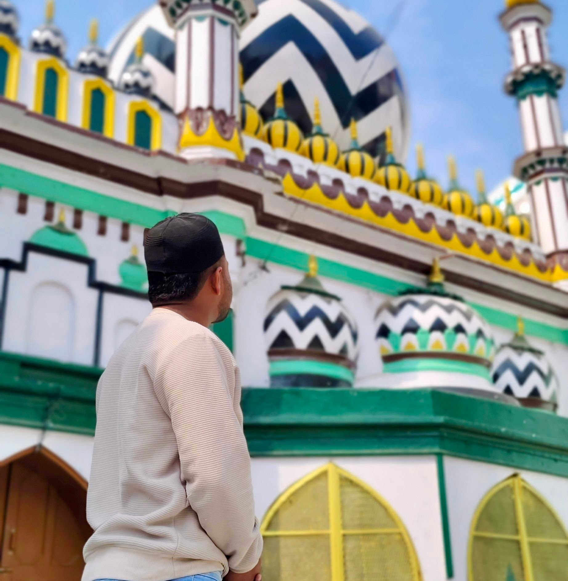 Altaf Khan