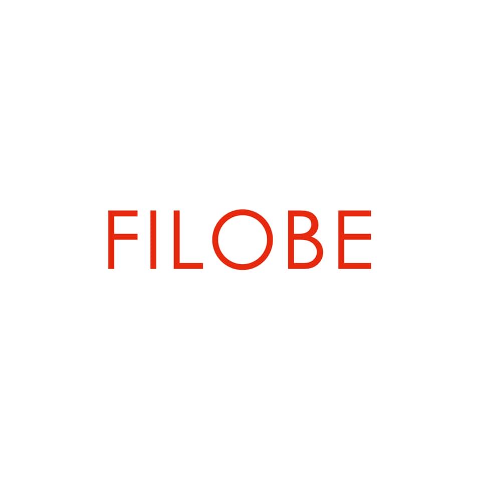 Filobe - _ FILOBE 서울 전시장에 새롭게 개발된 FLE 123 슬라이딩 창호가 전시됩니다. 달대는 전시장 천장에 ...