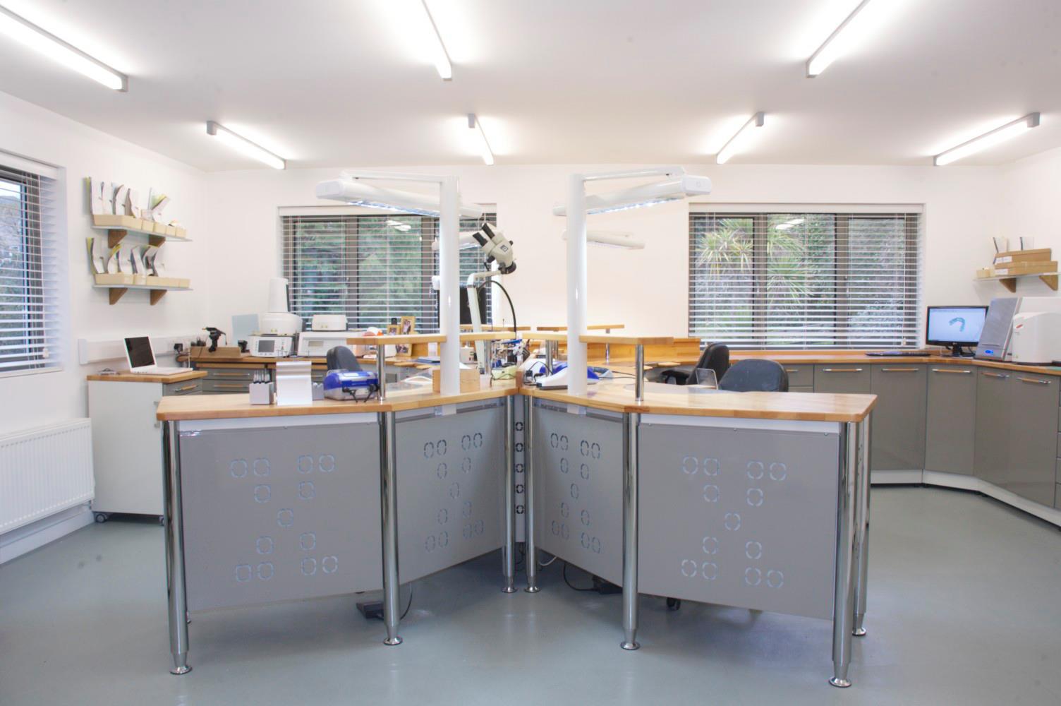 Stephen Lusty Dental Laboratory Ltd.