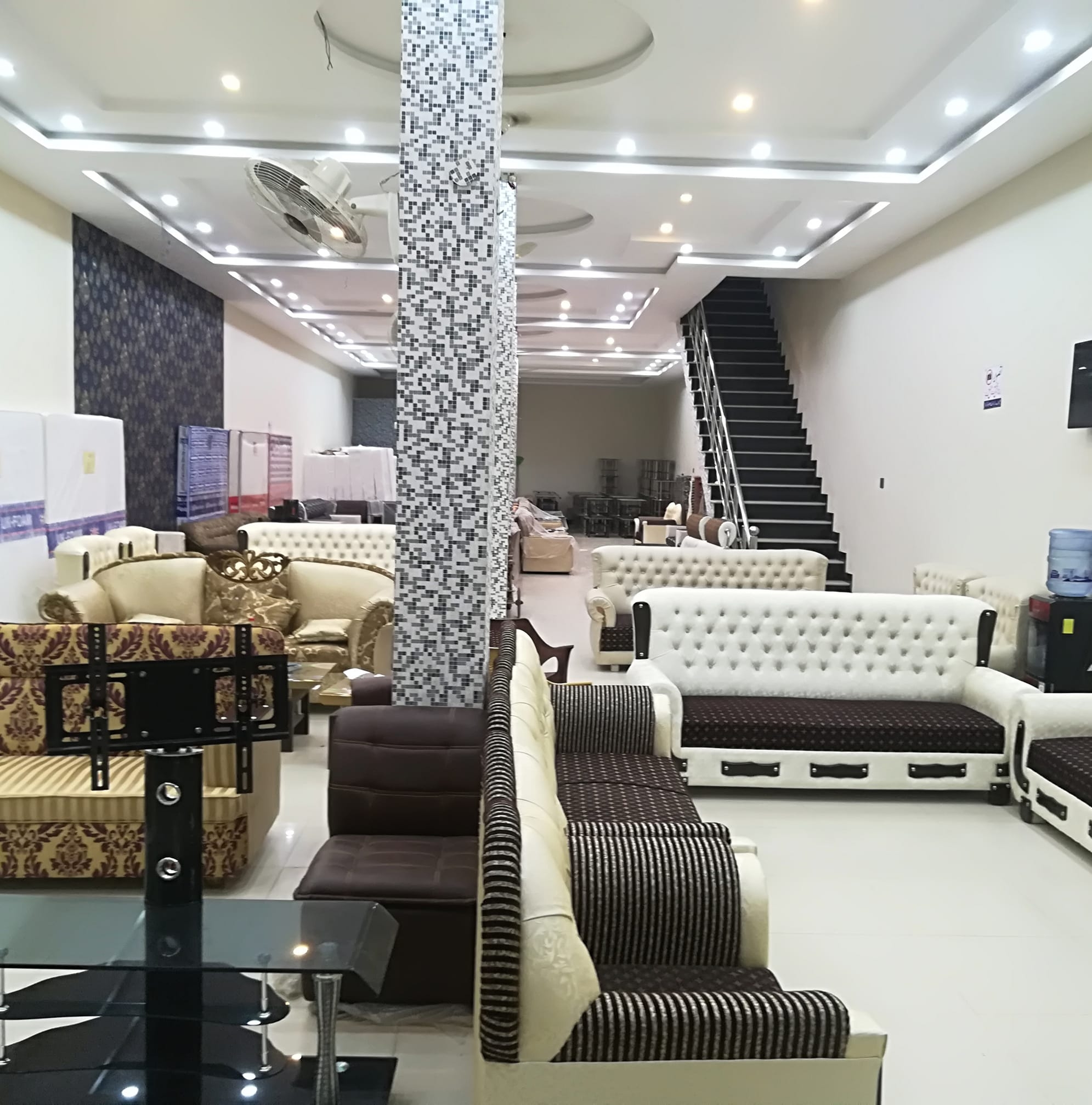 Sofa Selections - sofa shoroom | Mian Channu