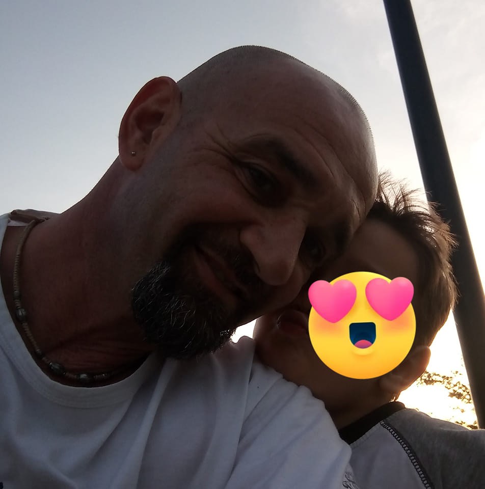 Meglio per te che per gli altri.. altrimenti rischi di vivere una vita ...