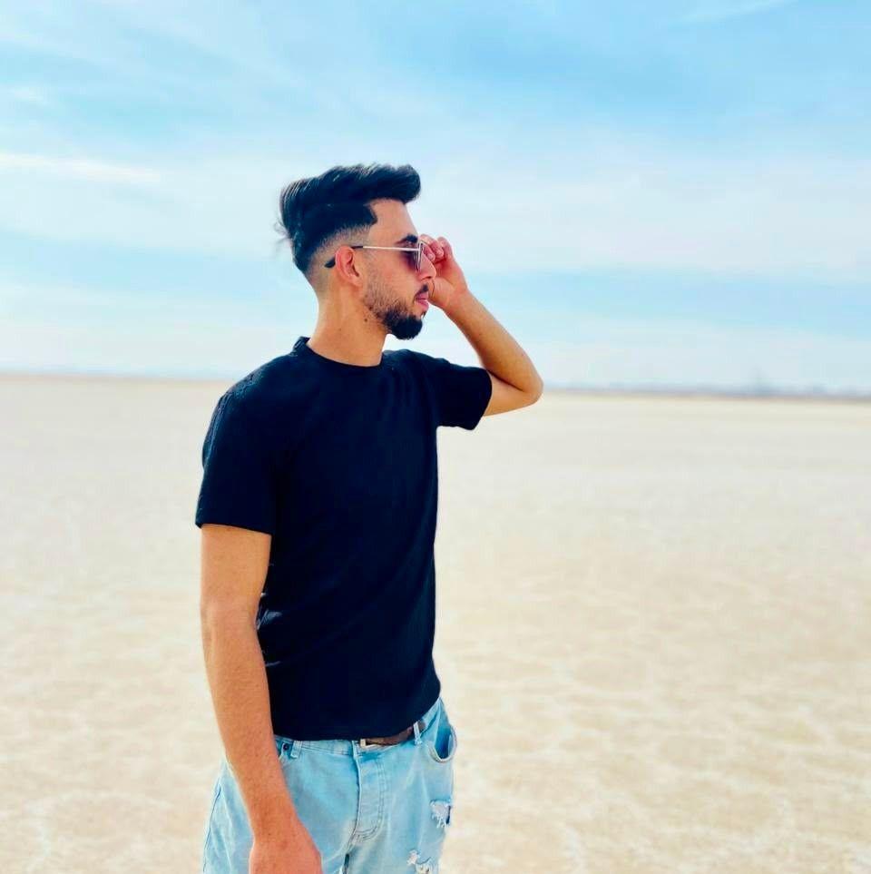 _ اركـح و ماتخليش ريـح يهـزـك. !🌪️🌬️ _وديـر فـرڨ بيـن الـي يكـرهك و ...