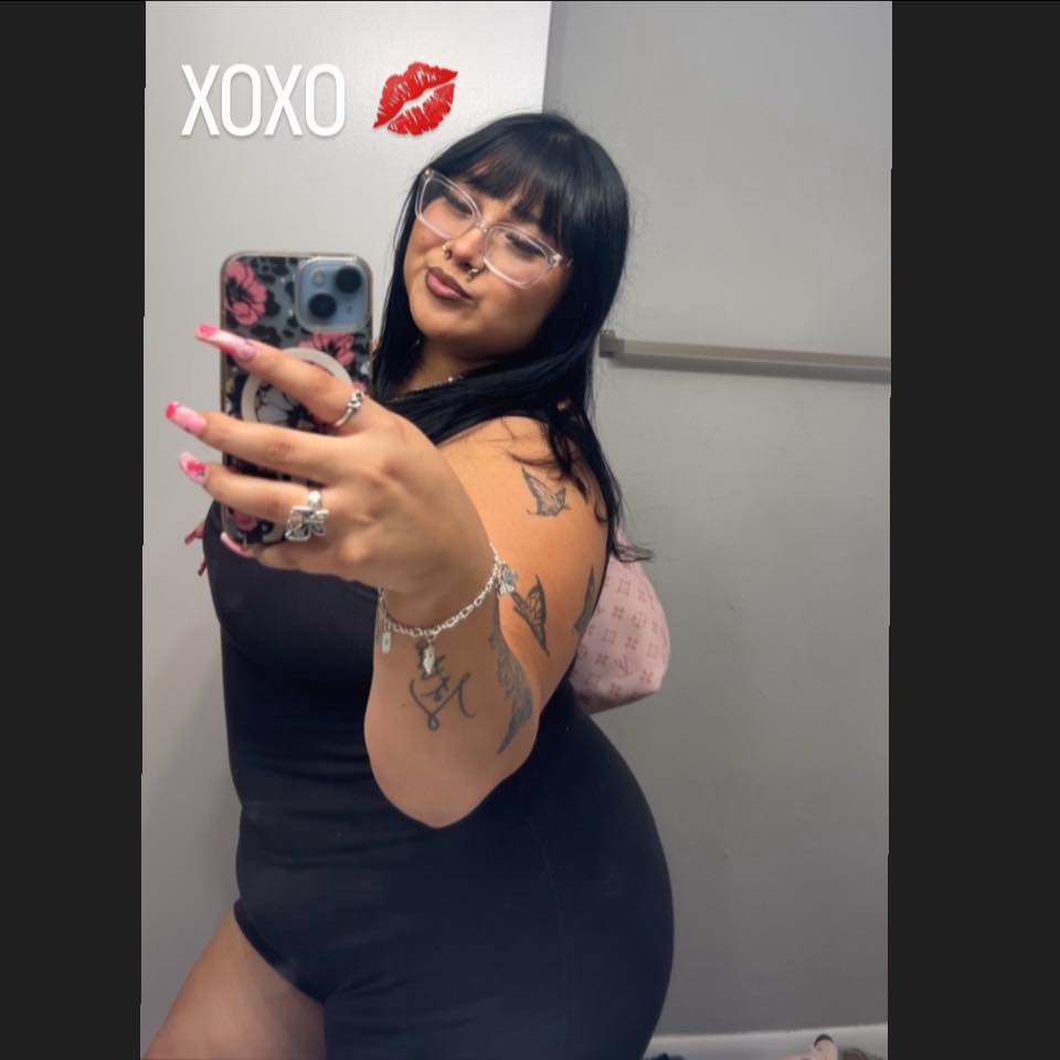 Tori Lozano (@tori.peacock.36) • Facebook
