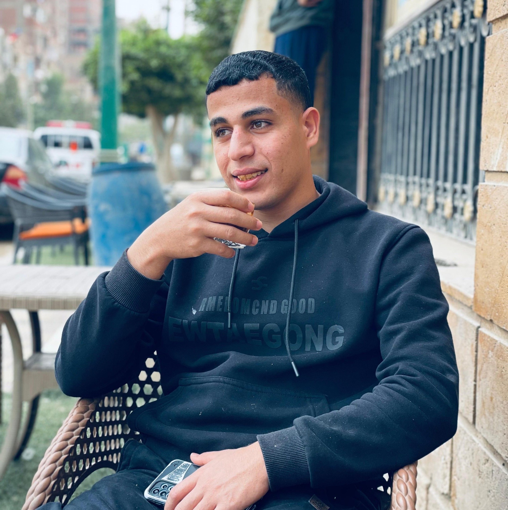 ربنا يديم المحبه يا صاحبي ف كتف بعض من ضغرنا وف الجيش وبإذن الله لآخر ...