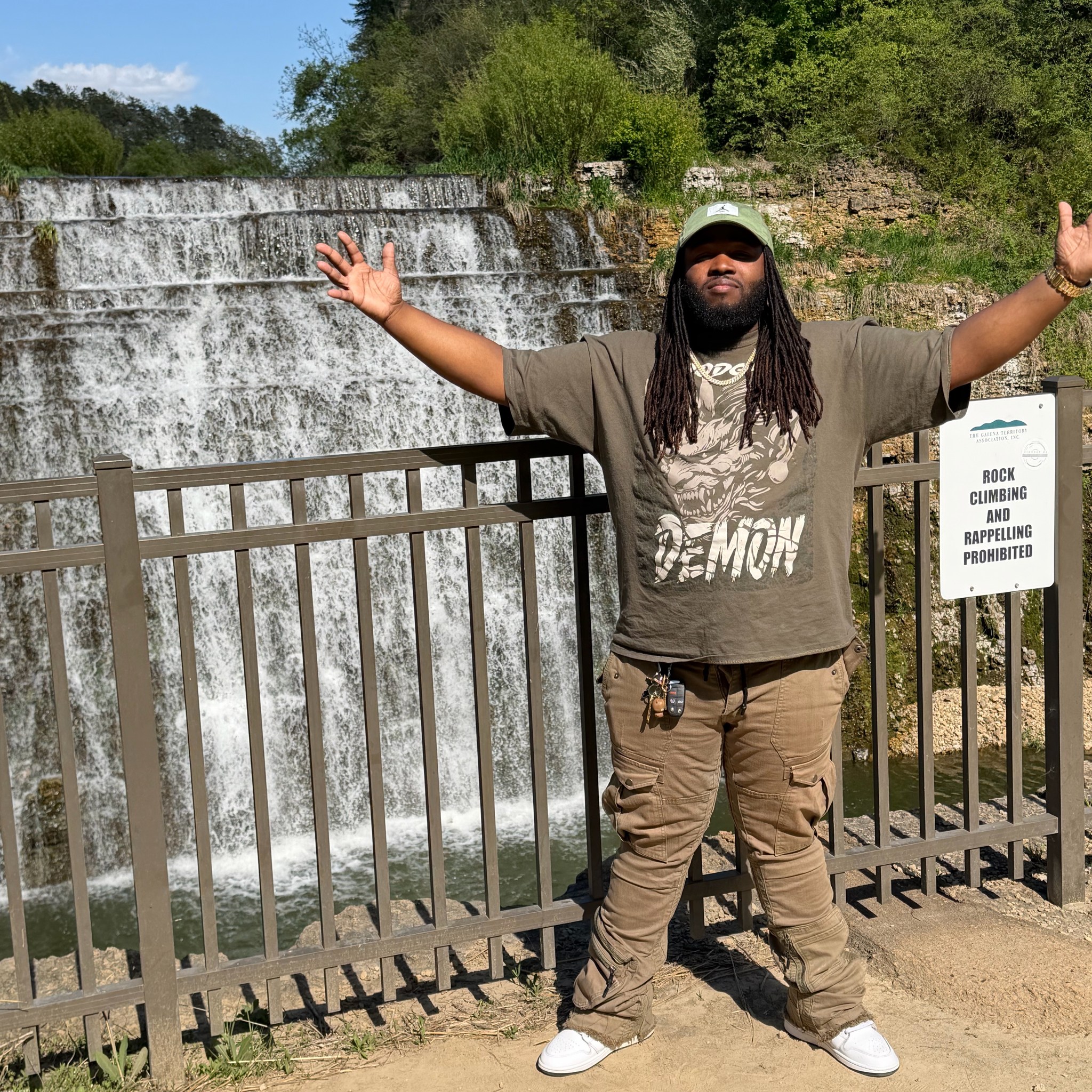 We met in a prison cell and made a plan.. We got out went straight to ...