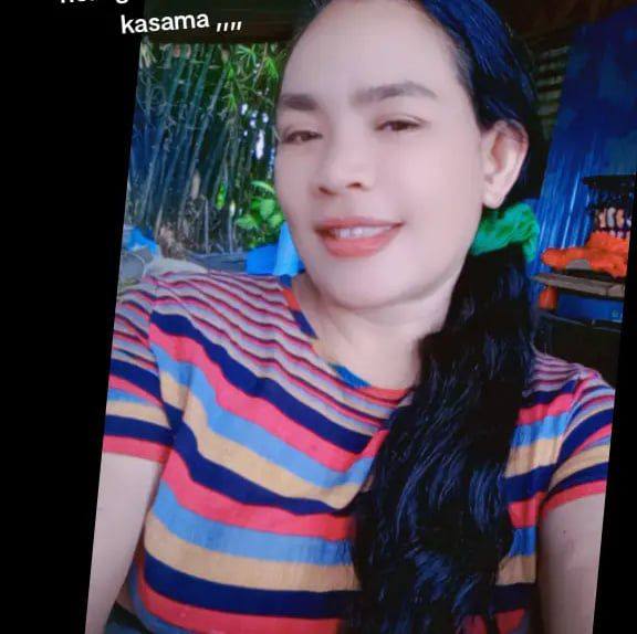 Rena Reyes Mades