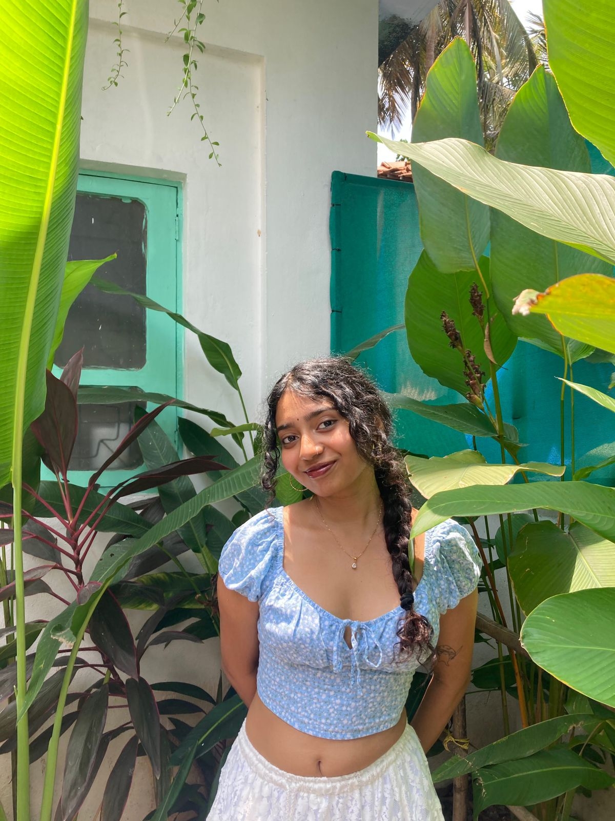 Divya R
