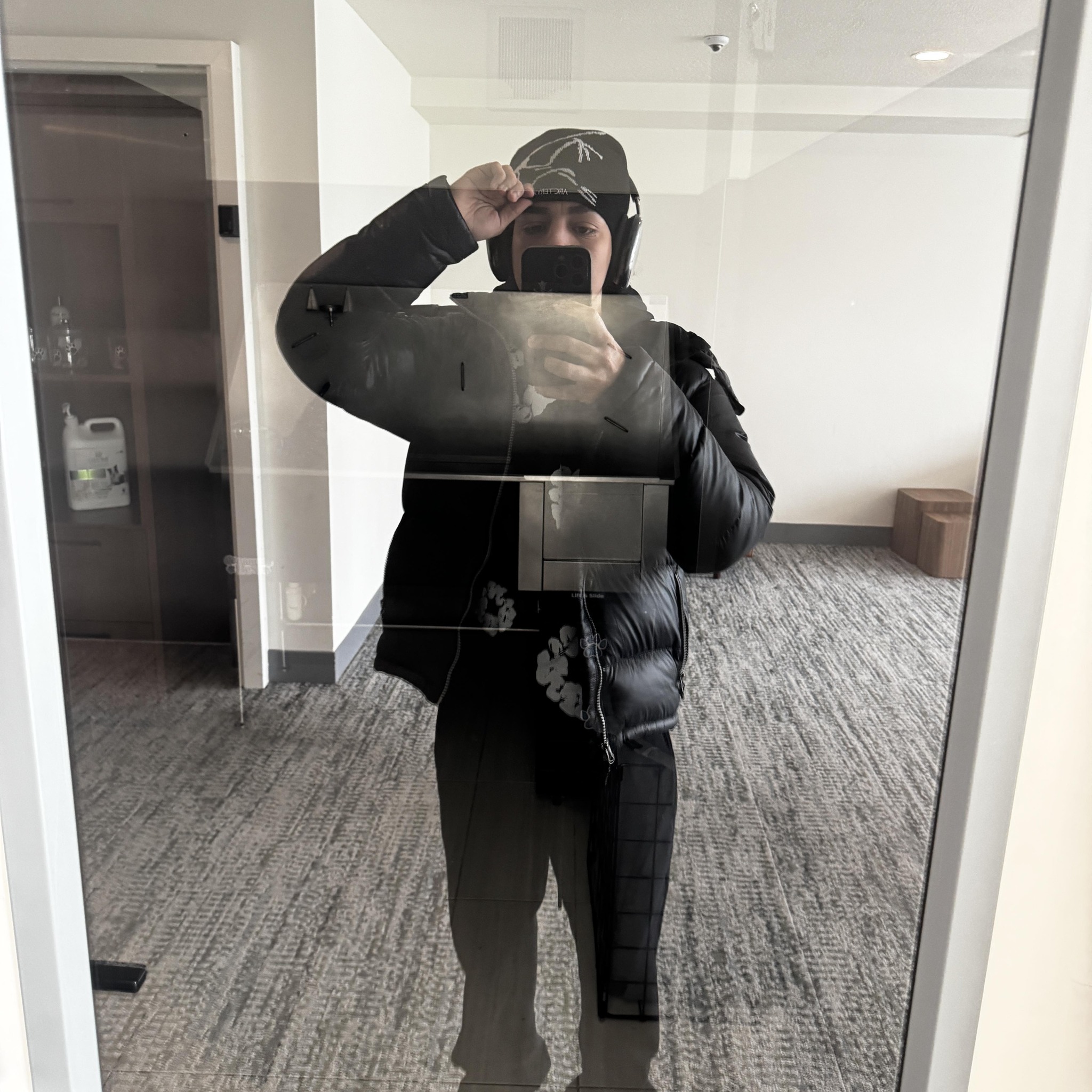 𝓒𝓸𝓷𝓮𝓳𝓸 - Bad Bunny lanzó una colección de tazos en las papitas por sus ...