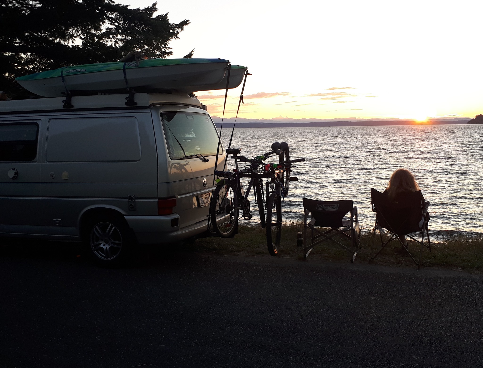 Hello, I am looking for a refrigerator door for a 1996 Eurovan. | Facebook