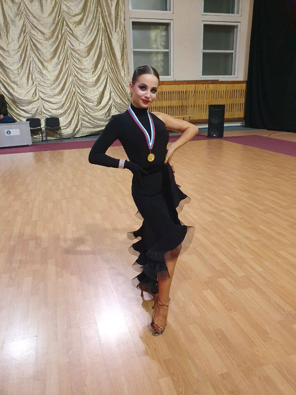 Kris Dance (@kris.dance.3) • Facebook, Connect with friends