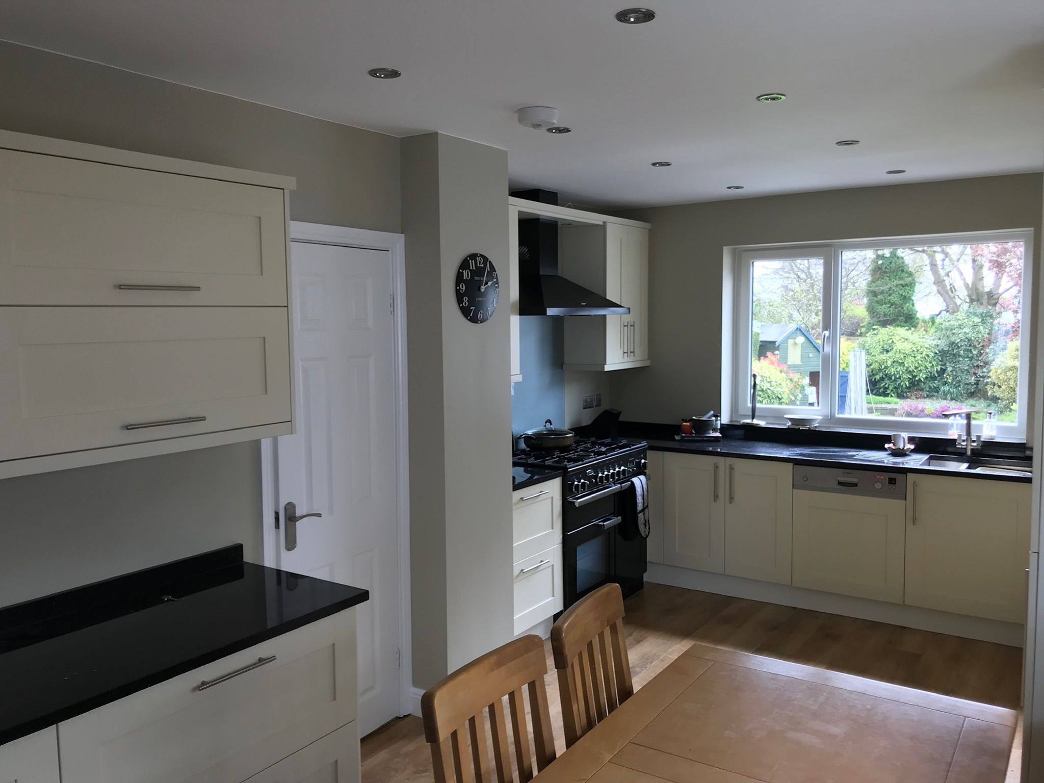 DM decorating & fine finish spraying | Leeds
