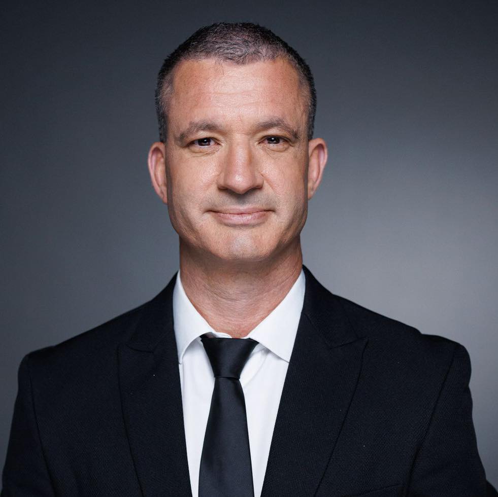 Yariv Raz