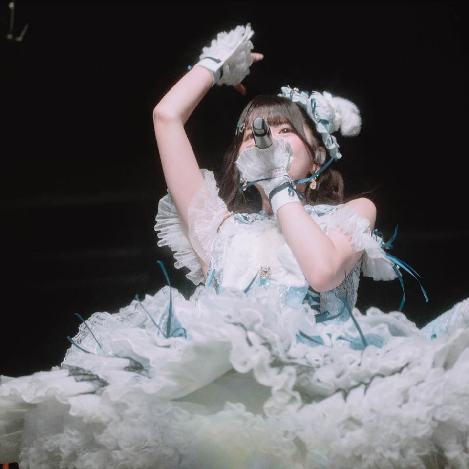 姫野 ひなの - 姫野 ひなの added a new photo.