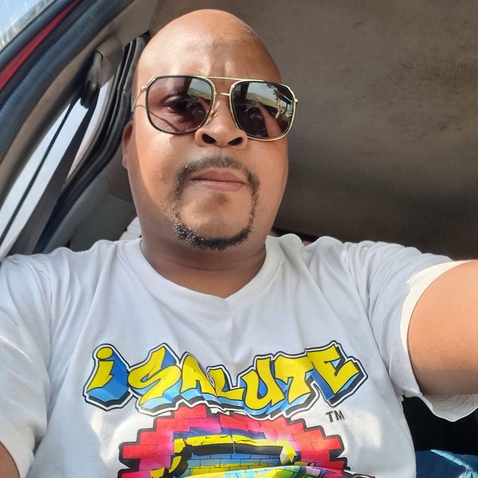 Mr Isalute