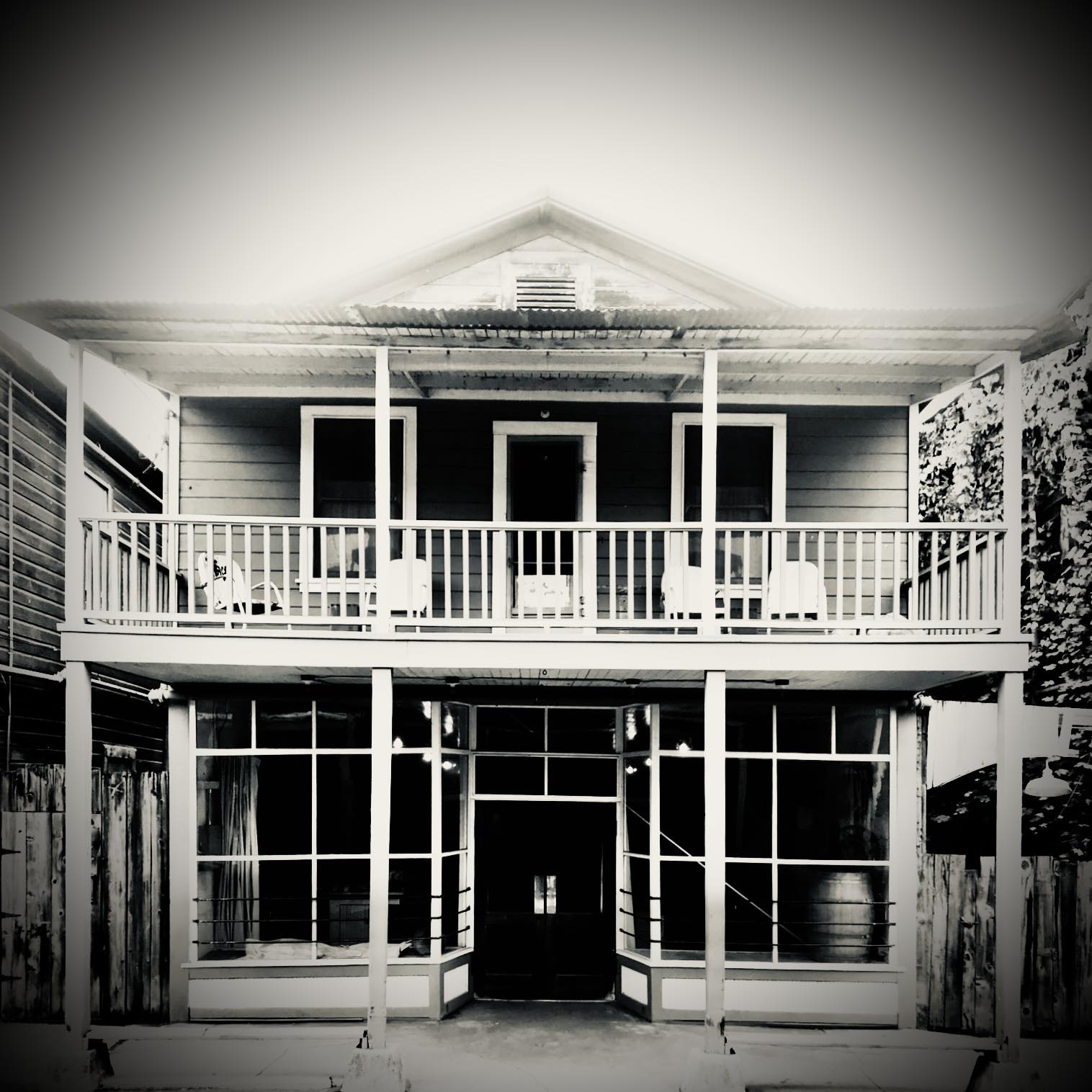 The Pearl Locke | Locke CA