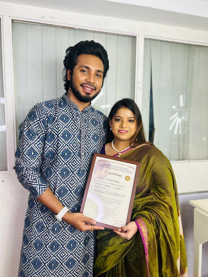 Make-up Artist Tania Roy Sarkar