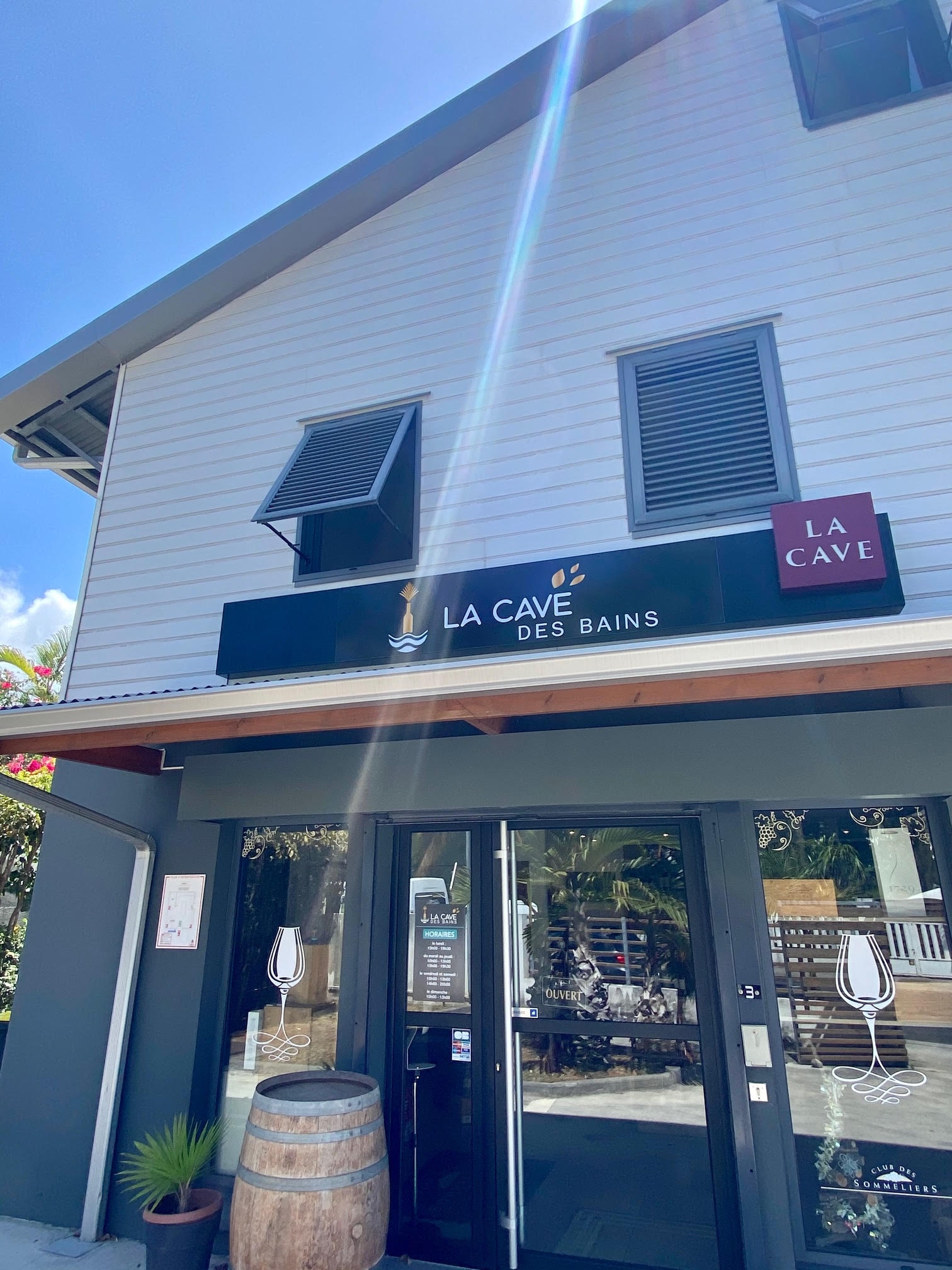 La Cave des BAINS | Étang-Salé les Bains Réunion
